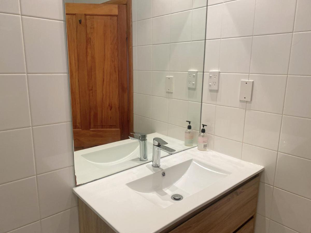 Merivale Four Bedroom House ไครสต์เชิร์ช ภายนอก รูปภาพ